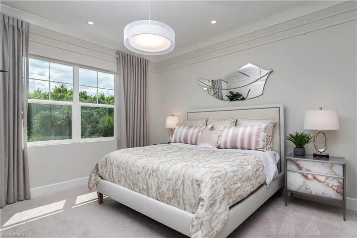 298  Indies E DR, Naples, FL 34114