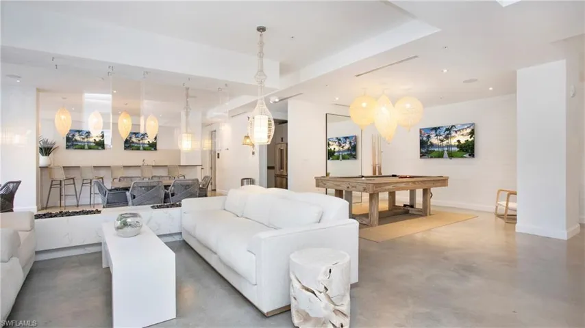 Social Community Room with Large Kitchen