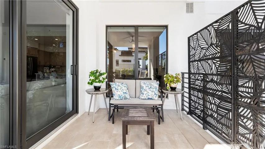 L-shaped balcony