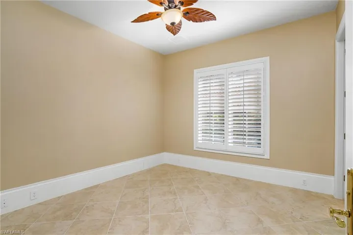 First floor ensuite guest bedroom#1