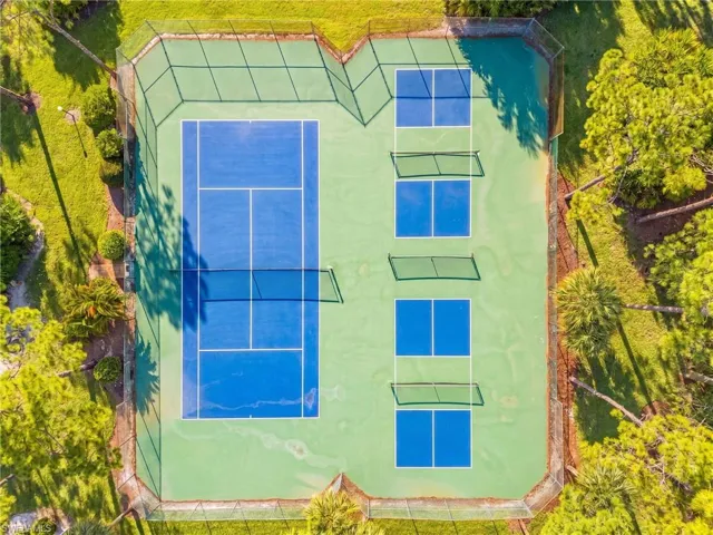 1733 Courtyard Way B205, Naples, Florida 34112
