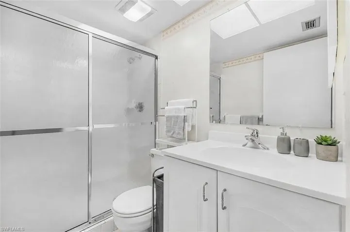 1733 Courtyard Way B205, Naples, Florida 34112