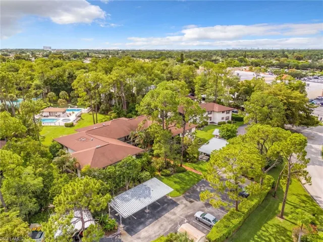 1733 Courtyard Way B205, Naples, Florida 34112