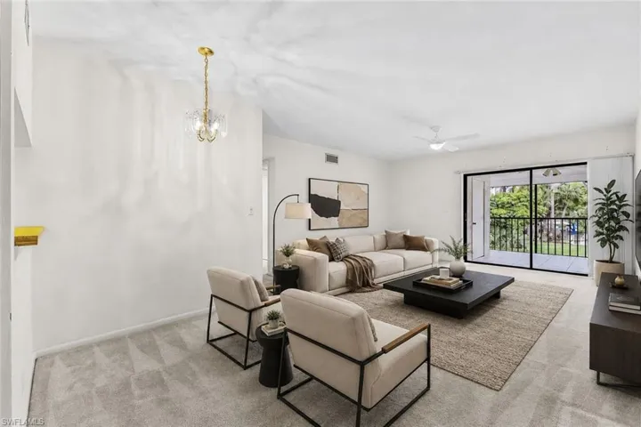 1733 Courtyard Way B205, Naples, Florida 34112