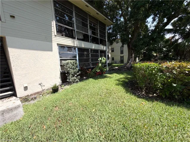 5713 Foxlake Dr, North Fort Myers, Florida 33917