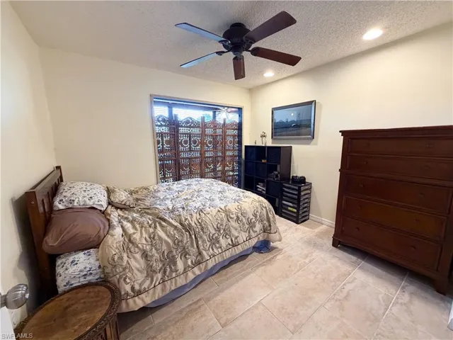 5713 Foxlake Dr, North Fort Myers, Florida 33917