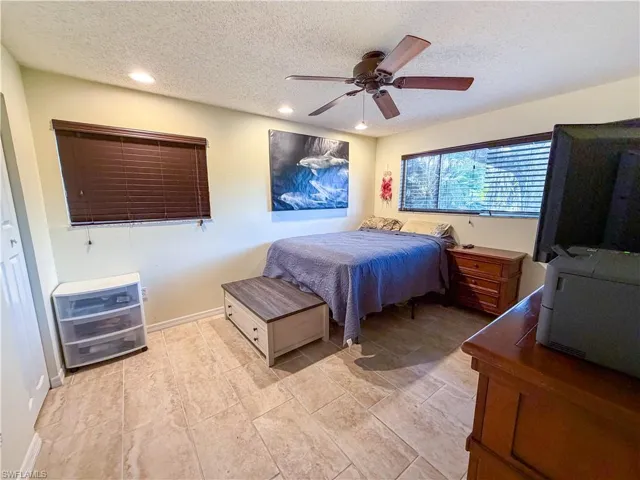 5713 Foxlake Dr, North Fort Myers, Florida 33917