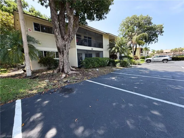 5713 Foxlake Dr, North Fort Myers, Florida 33917