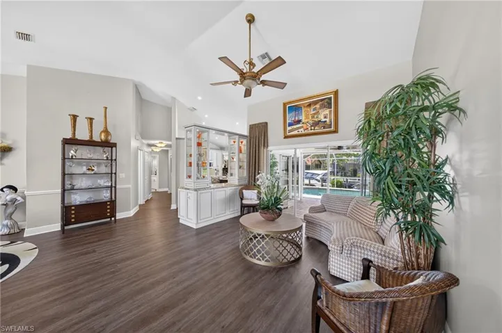 1425 Sw 50th St, Cape Coral, Florida 33914