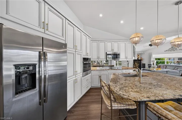 1425 Sw 50th St, Cape Coral, Florida 33914