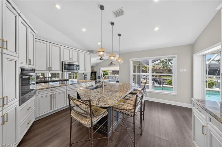 1425 Sw 50th St, Cape Coral, Florida 33914