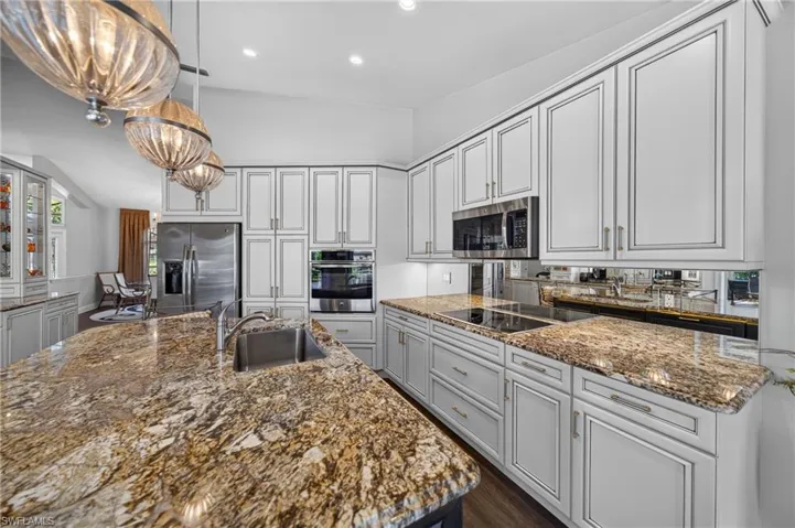 1425 Sw 50th St, Cape Coral, Florida 33914