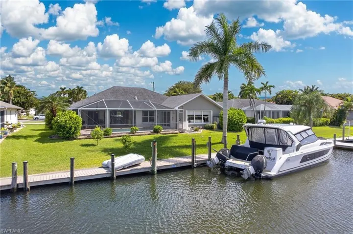 1425 Sw 50th St, Cape Coral, Florida 33914