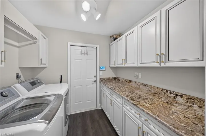 1425 Sw 50th St, Cape Coral, Florida 33914