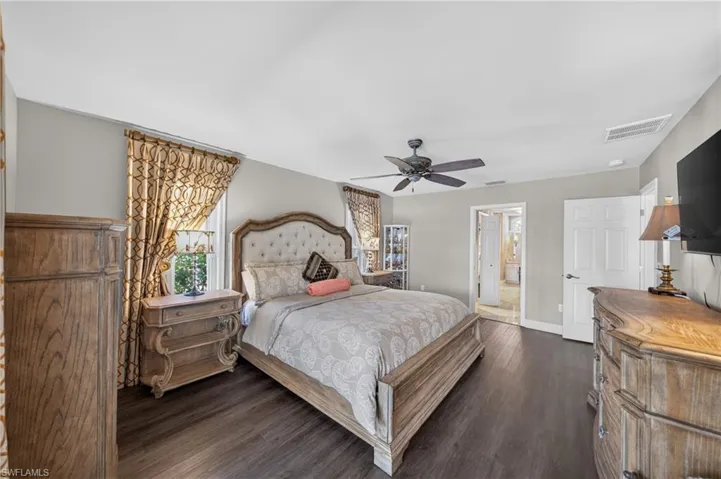 1425 Sw 50th St, Cape Coral, Florida 33914