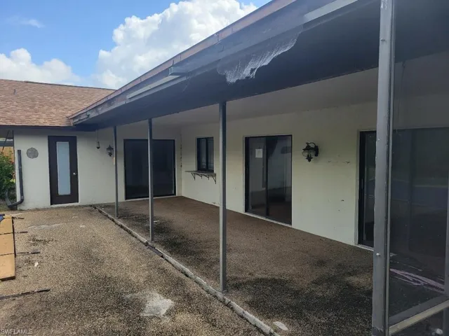 1030 Se 17th Pl, Cape Coral, Florida 33990