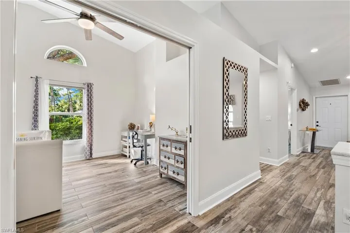 804  Wiggins Bay  DR, Naples, FL 34110