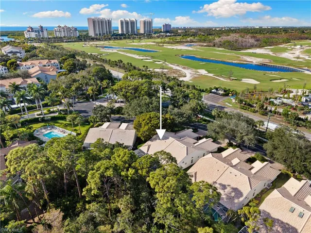 804  Wiggins Bay  DR, Naples, FL 34110