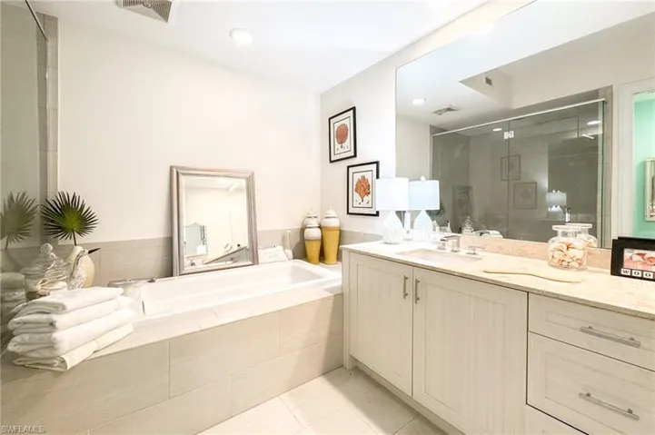 Primary Bathroom, seperate tub and walkin shower