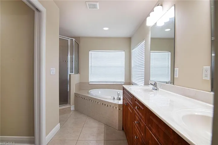 2009 Nw 41st Ave, Cape Coral, Florida 33993