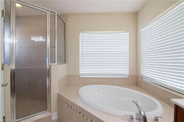 2009 Nw 41st Ave, Cape Coral, Florida 33993