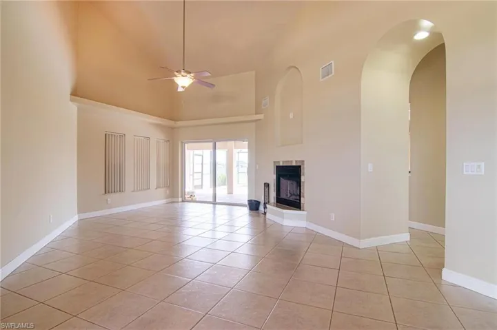 2009 Nw 41st Ave, Cape Coral, Florida 33993