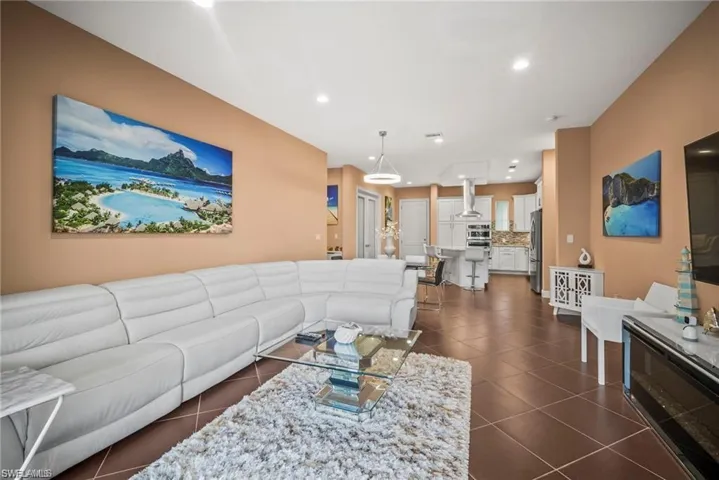 21460 Strada Nuova Cir, Estero, Florida 33928