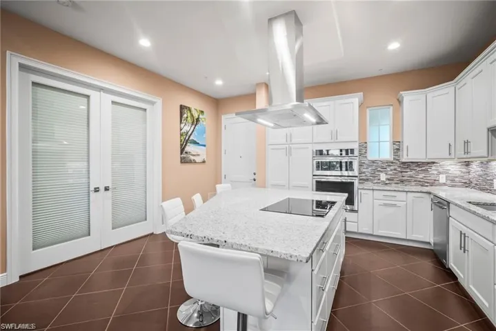 21460 Strada Nuova Cir, Estero, Florida 33928