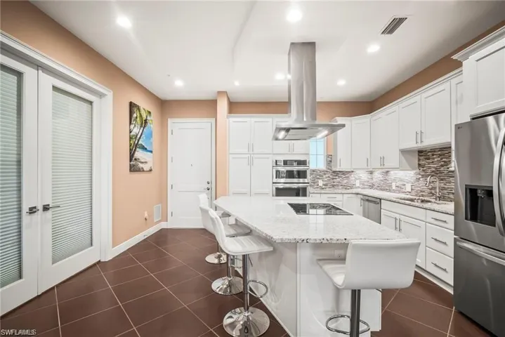 21460 Strada Nuova Cir, Estero, Florida 33928