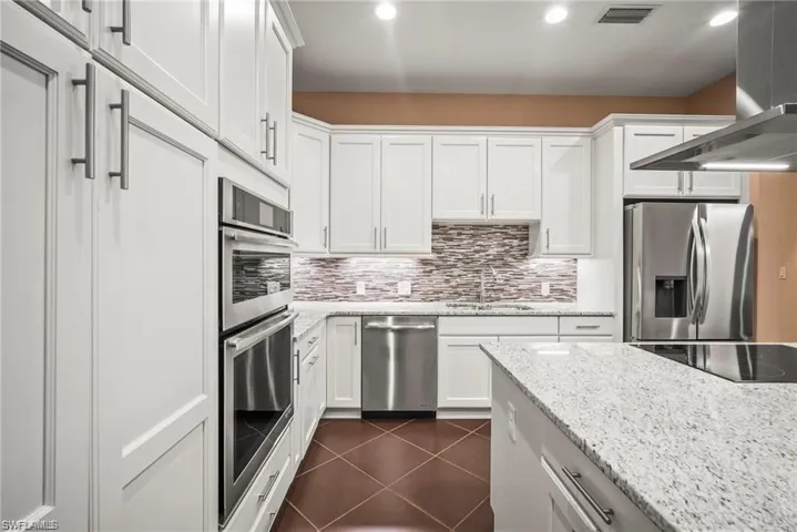 21460 Strada Nuova Cir, Estero, Florida 33928