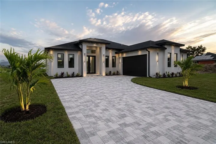 618 Ne 12th St, Cape Coral, Florida 33909