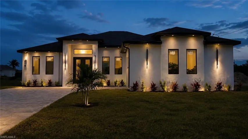 618 Ne 12th St, Cape Coral, Florida 33909