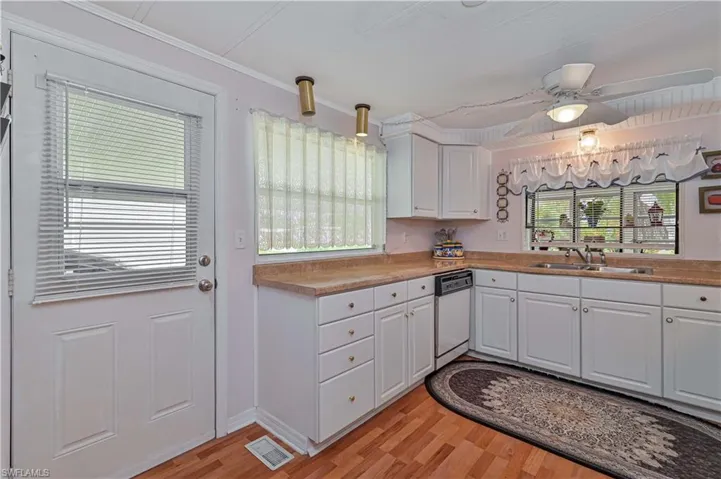 241 Indian Key Ln 256, Naples, Florida 34114