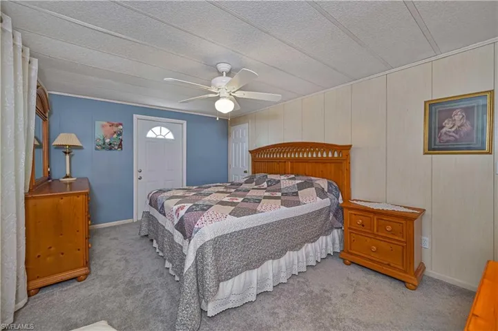 241 Indian Key Ln 256, Naples, Florida 34114