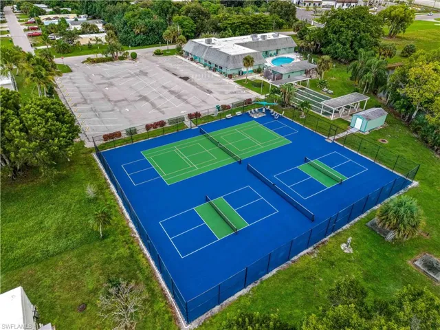 241 Indian Key Ln 256, Naples, Florida 34114