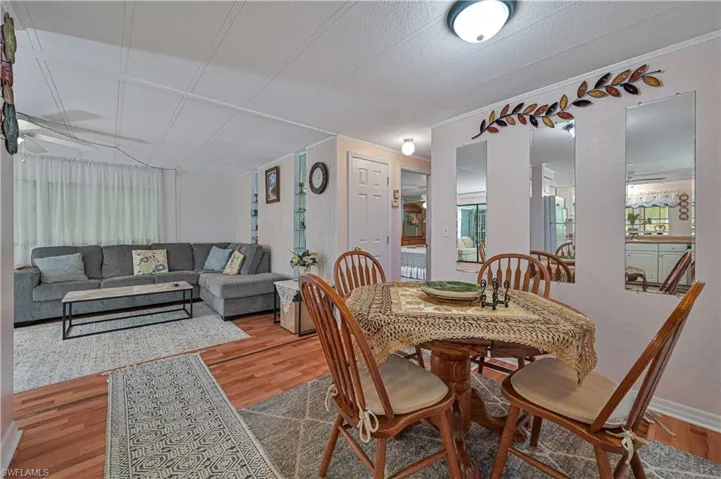 241 Indian Key Ln 256, Naples, Florida 34114