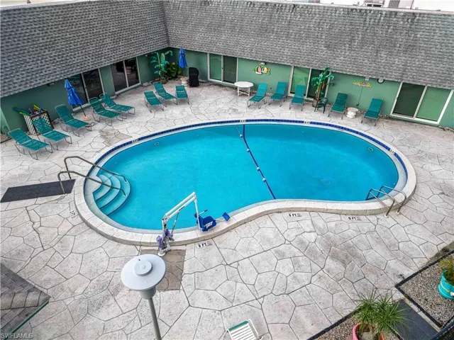 241 Indian Key Ln 256, Naples, Florida 34114