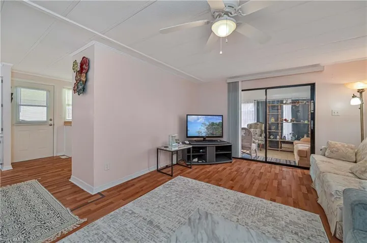 241 Indian Key Ln 256, Naples, Florida 34114