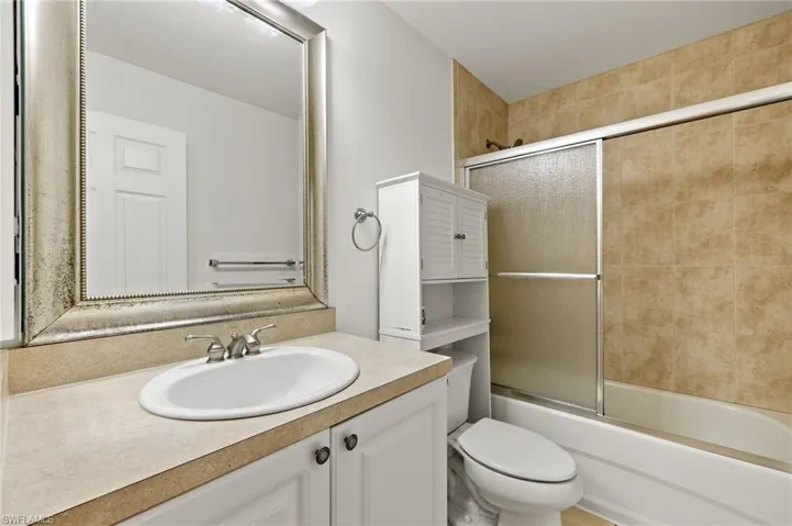 1112 Sw 24th St, Cape Coral Fl 33991