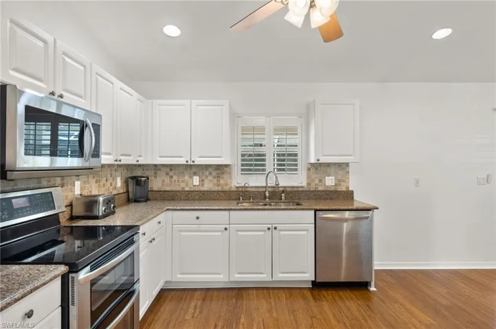 1112 Sw 24th St, Cape Coral Fl 33991