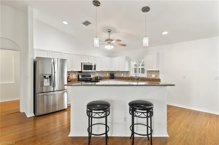 1112 Sw 24th St, Cape Coral Fl 33991