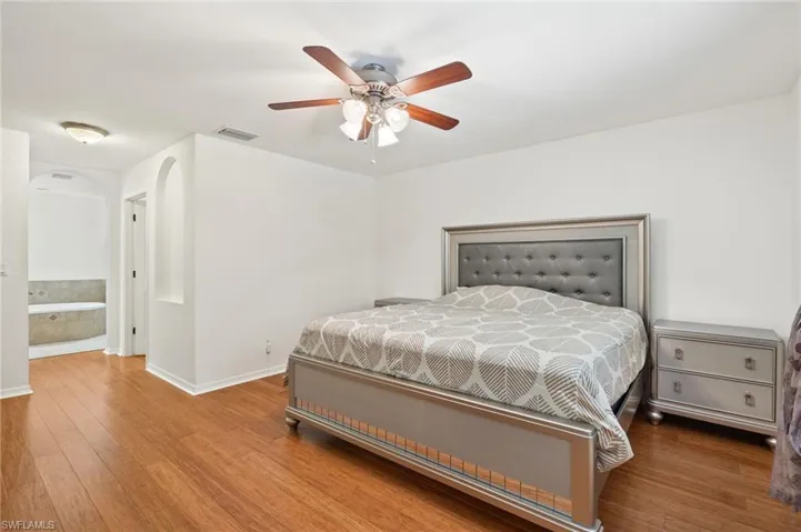 1112 Sw 24th St, Cape Coral Fl 33991