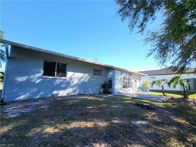 6143 Hester Ave, Fort Myers, Florida 33905