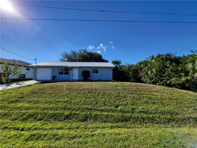 6143 Hester Ave, Fort Myers, Florida 33905