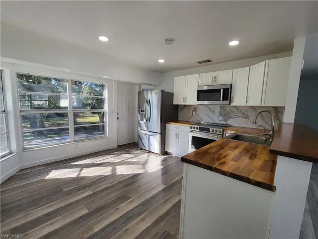 6143 Hester Ave, Fort Myers, Florida 33905