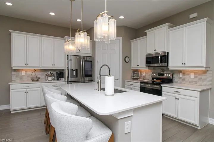 14849  Windward  LN, Naples, FL 34114