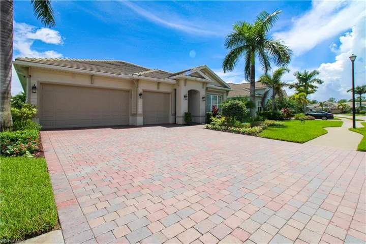 14849  Windward  LN, Naples, FL 34114