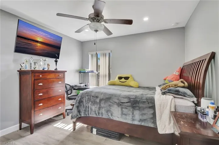 1730 Ne 35th St, Cape Coral Fl 33909