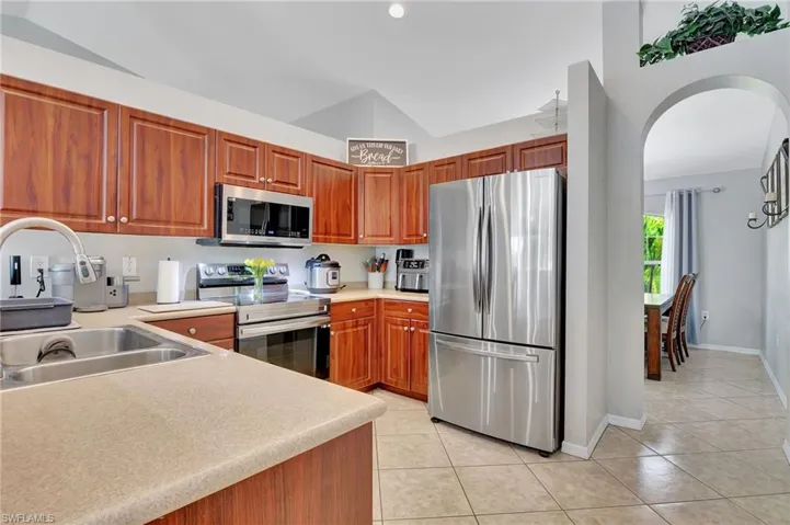 1730 Ne 35th St, Cape Coral Fl 33909