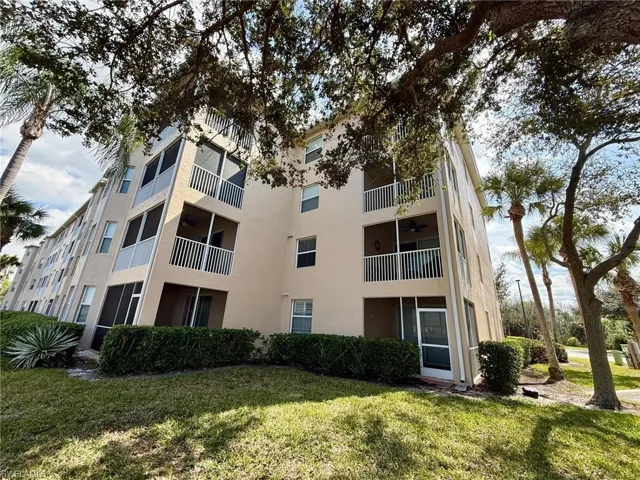 View of apartment building / complex
